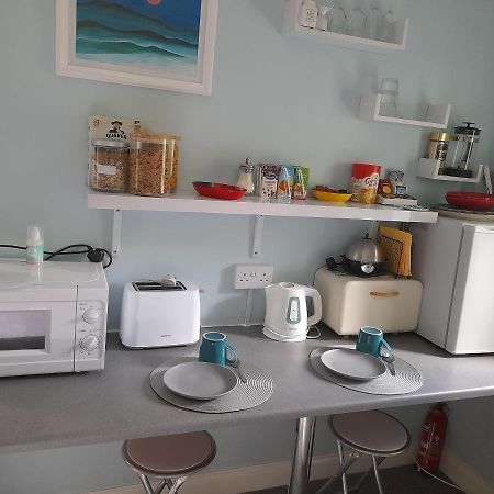 Santi Bhavana Bed & Breakfast Westbury  Dış mekan fotoğraf