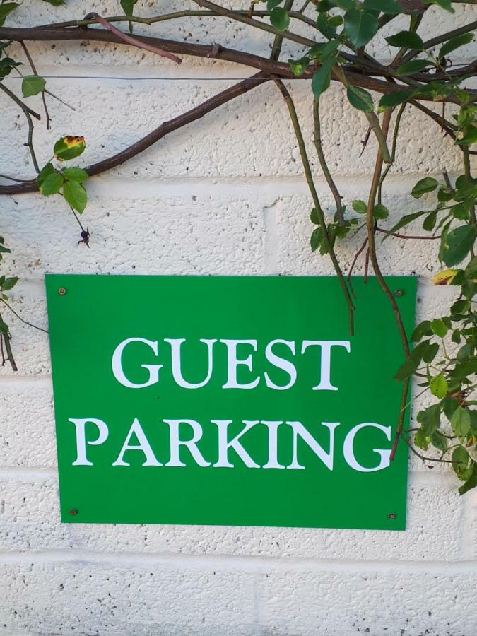 Santi Bhavana Bed & Breakfast Westbury  Dış mekan fotoğraf